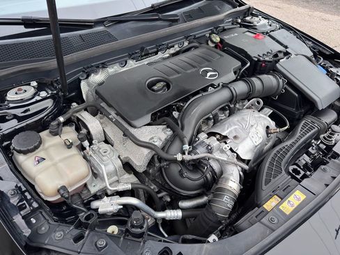 Used 2021 Mercedes-Benz CLA 250 4MATIC image 47