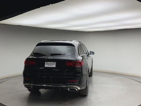 Used 2022 Mercedes-Benz GLC 300 4MATIC image 3