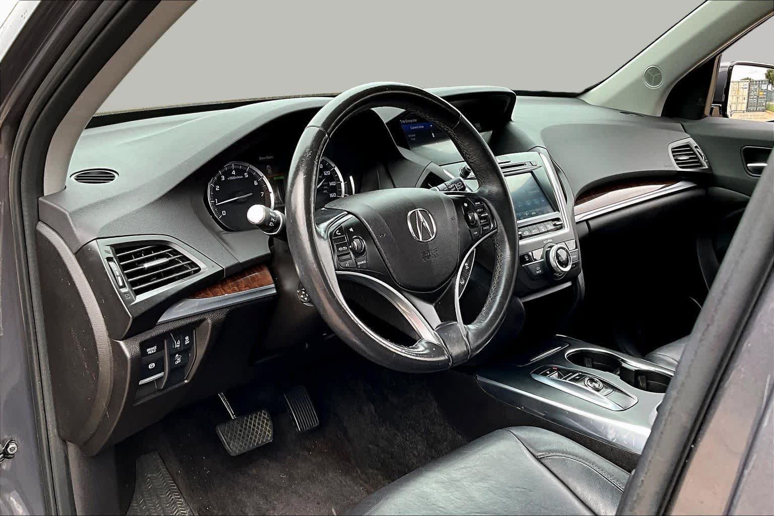 Used 2018 Acura MDX w/ Technology Package AWD/4WD image 16