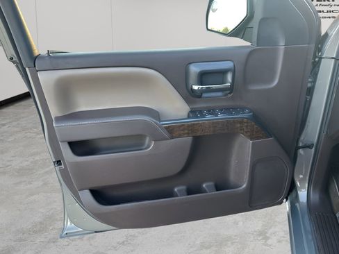 Used 2017 Chevrolet Silverado 1500 LT w/ Texas Edition image 22