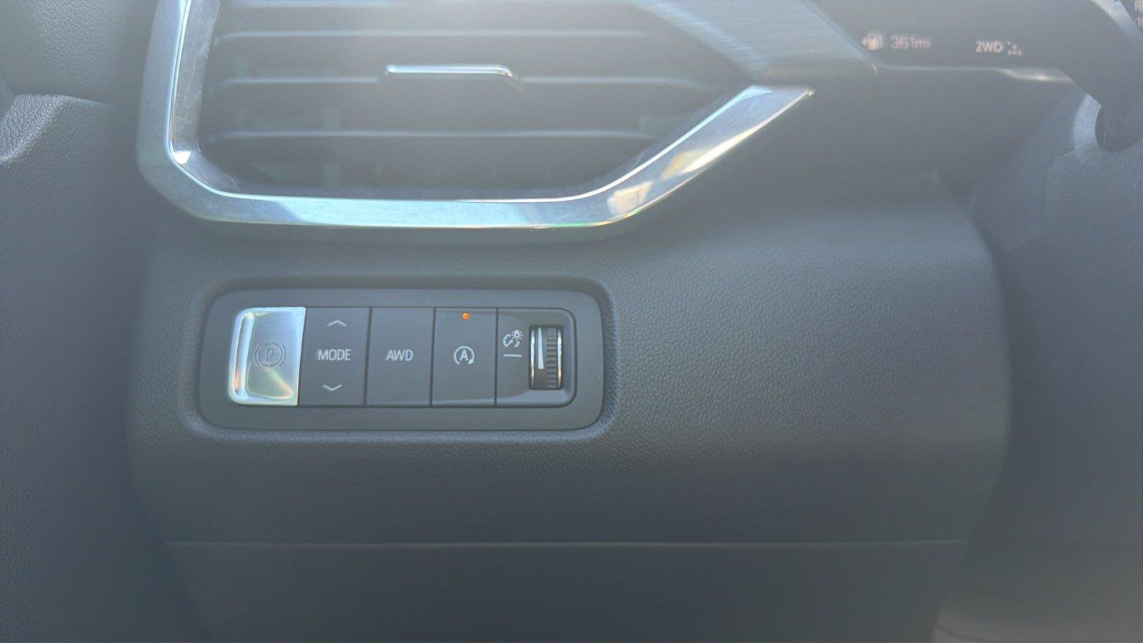 Used 2026 GMC Acadia Elevation AWD/4WD image 14