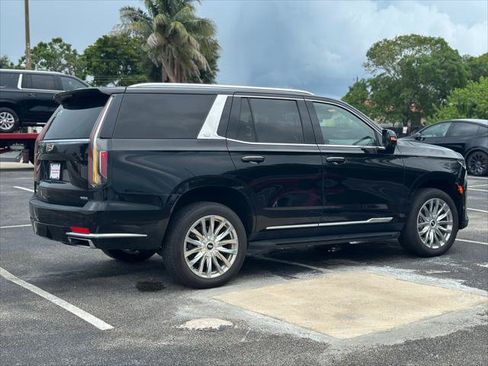 Used 2022 Cadillac Escalade Premium Luxury AWD/4WD image 8