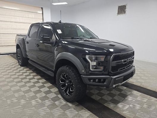 Used 2019 Ford F150 Raptor w/ Equipment Group 802A Luxury AWD/4WD image 2
