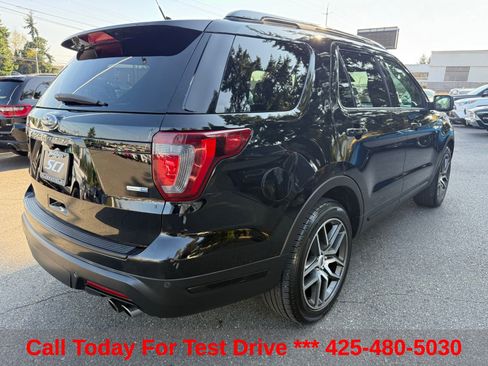 Used 2018 Ford Explorer Sport AWD/4WD image 6