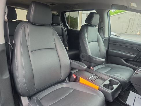 Used 2024 Honda Odyssey EX-L image 13
