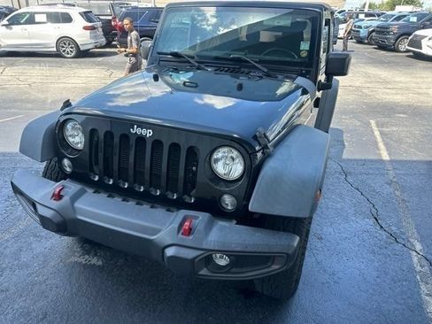 Used 2016 Jeep Wrangler Sport w/ Quick Order Package 24S AWD/4WD image 4