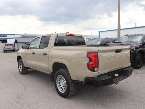 Used 2023 Chevrolet Colorado W/T image 5