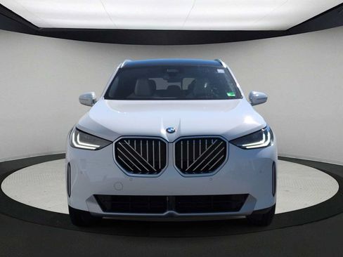 Used 2026 BMW X3 xDrive30i w/ Convenience Package AWD/4WD image 3