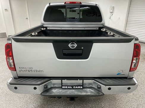 Used 2017 Nissan Frontier SV w/ SV Value Truck Package image 10