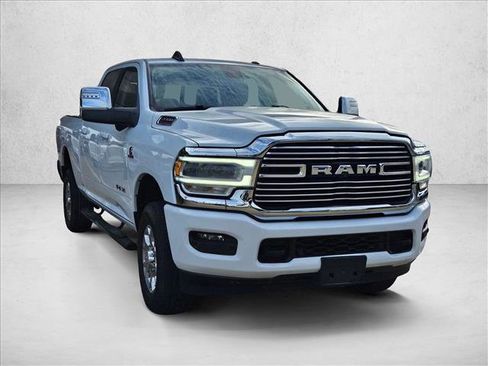 Used 2024 RAM 2500 Laramie w/ Towing Technology Group image 3