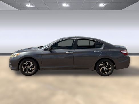 Used 2016 Honda Accord LX image 2