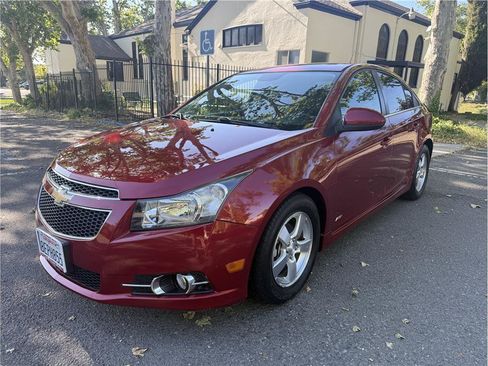 Used 2013 Chevrolet Cruze LT w/ All-Star Edition FWD image 3