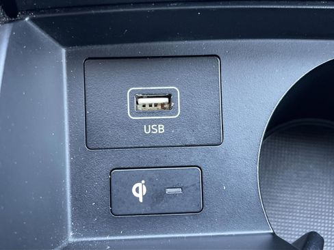 Used 2023 Hyundai Santa Fe SEL image 17