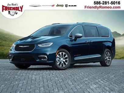 Used 2021 Chrysler Pacifica Touring-L w/ S Appearance Package