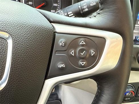 Used 2018 GMC Terrain SLT w/ Infotainment Package II image 19