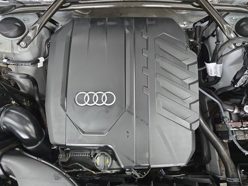 Used 2022 Audi Q5 2.0T Premium w/ Convenience Package AWD/4WD image 31