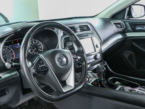 Used 2022 Nissan Maxima SV w/ Floor Mat Group FWD image 22
