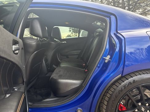 Used 2018 Dodge Charger R/T image 21