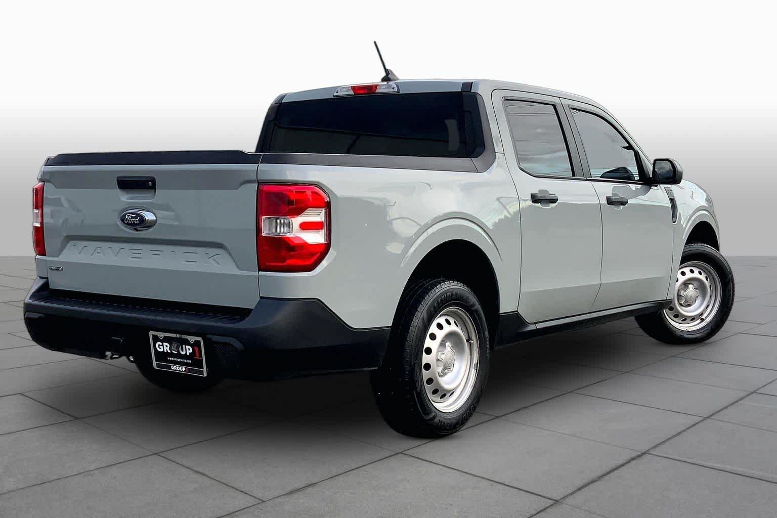 Used 2023 Ford Maverick XL FWD image 13