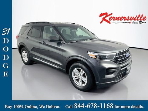 Used 2020 Ford Explorer XLT AWD/4WD image 1