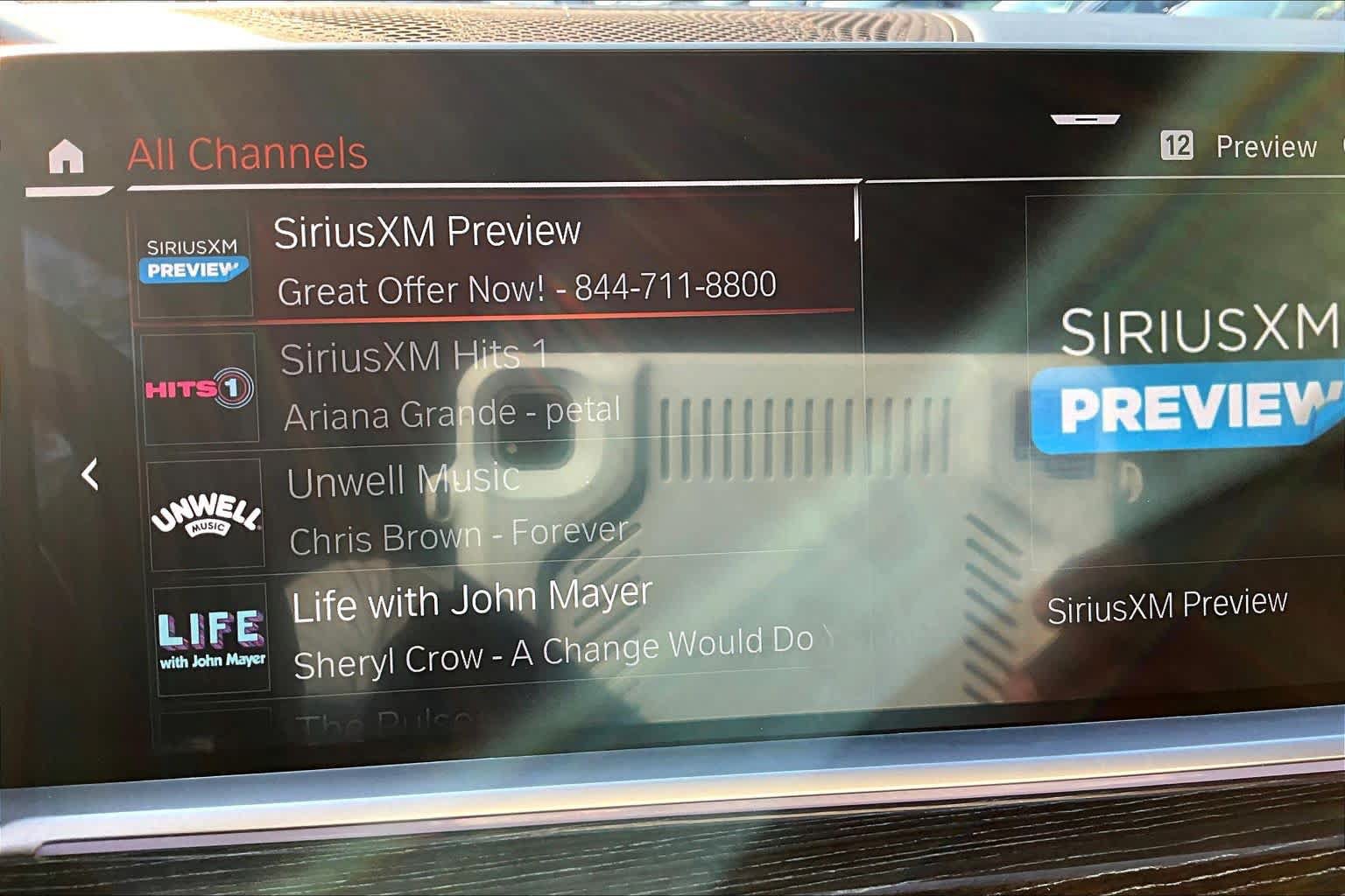 Used 2022 BMW X7 M50i w/ Dynamic Handling Package AWD/4WD image 36
