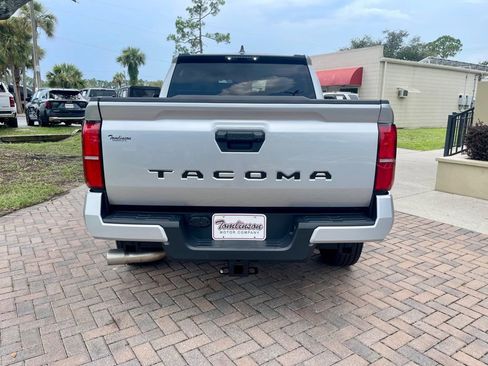 Used 2024 Toyota Tacoma SR5 image 4