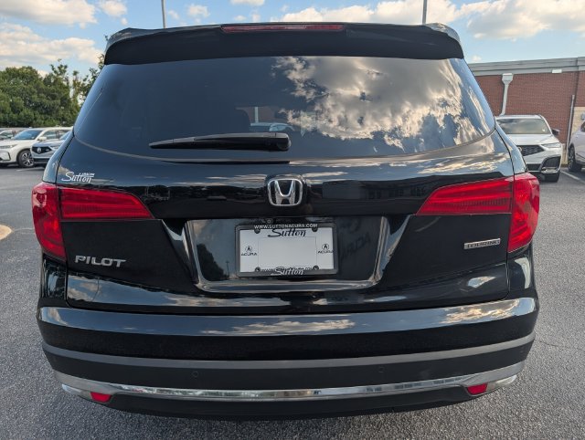 Used 2017 Honda Pilot Touring image 11