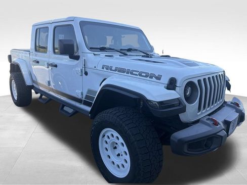 Used 2022 Jeep Gladiator Rubicon w/ Trailer Tow Package AWD/4WD image 16