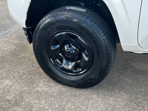 Used 2023 Toyota Tacoma SR5 image 30