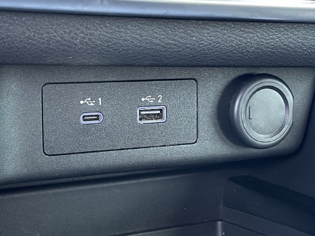 Used 2021 Nissan Rogue S FWD image 19