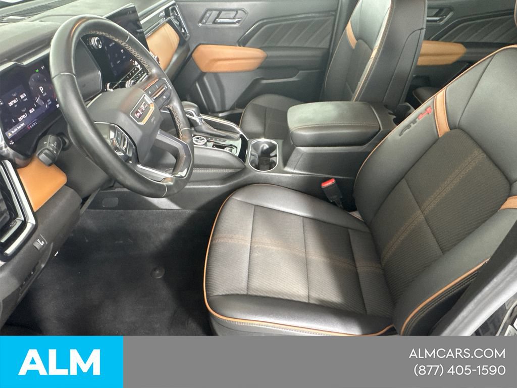 Used 2024 GMC Canyon AT4 w/ Technology Package AWD/4WD image 11