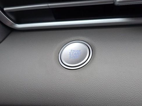 New 2026 Hyundai Elantra Blue image 7