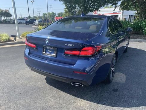 Used 2023 BMW 530i w/ Premium Package RWD image 8