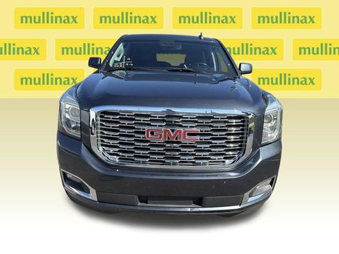 Used 2019 GMC Yukon XL SLT RWD image 3