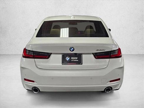 Used 2026 BMW 330i Sedan w/ Premium Package RWD image 7
