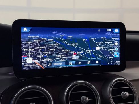 Used 2021 Mercedes-Benz GLC 300 4MATIC w/ Multimedia Package image 32