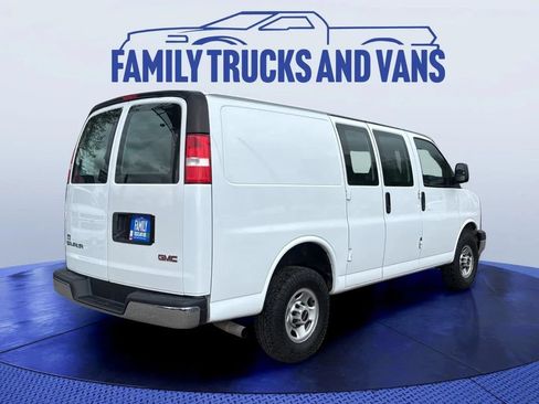 Used 2022 GMC Savana 2500 w/ Driver Convenience Package RWD image 5