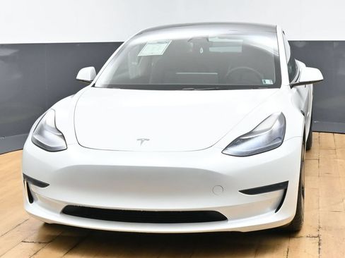 Used 2023 Tesla Model 3 Standard Range RWD image 7
