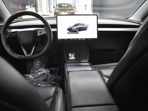 Used 2025 Tesla Model 3 Long Range image 12