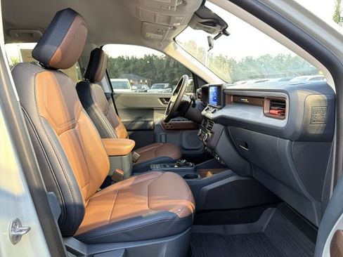 Used 2024 Ford Maverick Lariat AWD/4WD image 17