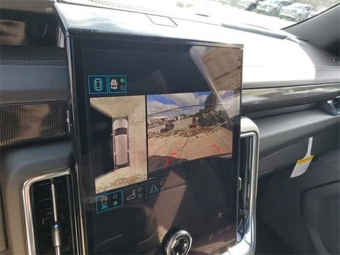 New 2026 GMC Yukon XL Elevation image 22