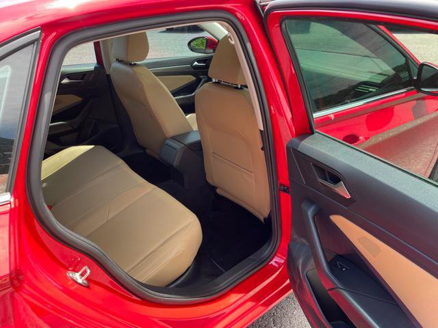 Used 2019 Volkswagen Jetta SEL FWD image 31