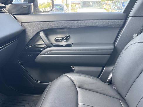 Certified 2025 Land Rover Range Rover Sport AWD/4WD image 24