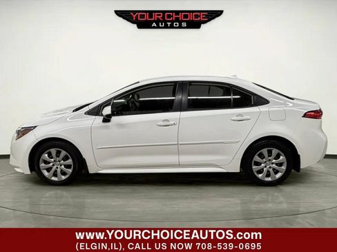 Used 2023 Toyota Corolla LE FWD image 2