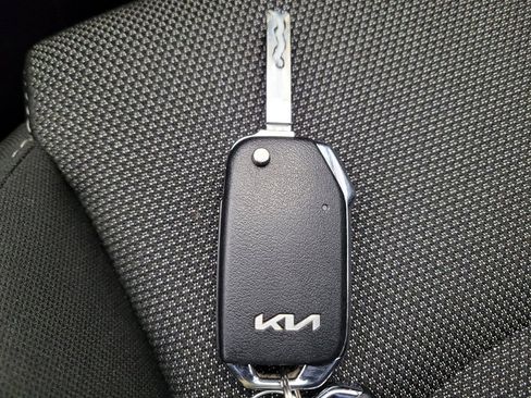 Used 2023 Kia Forte LXS FWD image 32