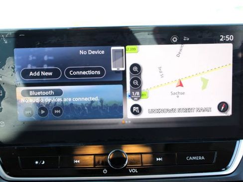 Used 2023 Nissan Altima 2.5 SV w/ SV Premium Package FWD image 25