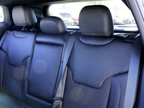 New 2026 Jeep Compass Latitude image 19