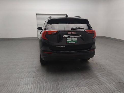 Used 2018 GMC Terrain SLE w/ Driver Convenience Package FWD image 6