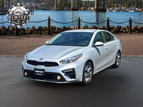 Used 2019 Kia Forte LXS FWD image 1