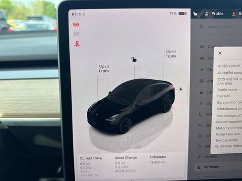 Used 2023 Tesla Model Y Long Range image 27